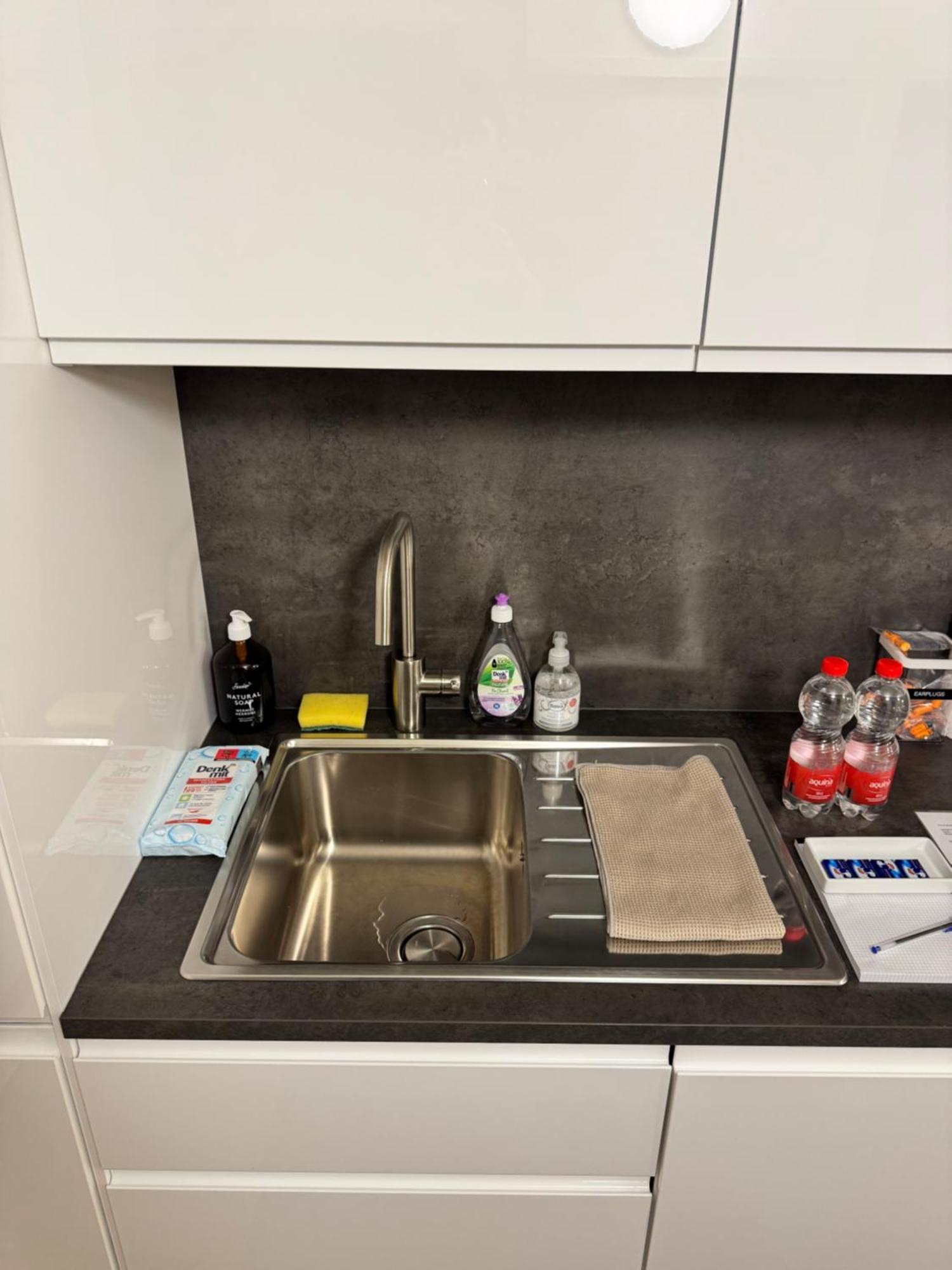 Cozy City Center, 4 Bedroom- 120Sq, 5Min Walk To Main Station Basel Exterior photo