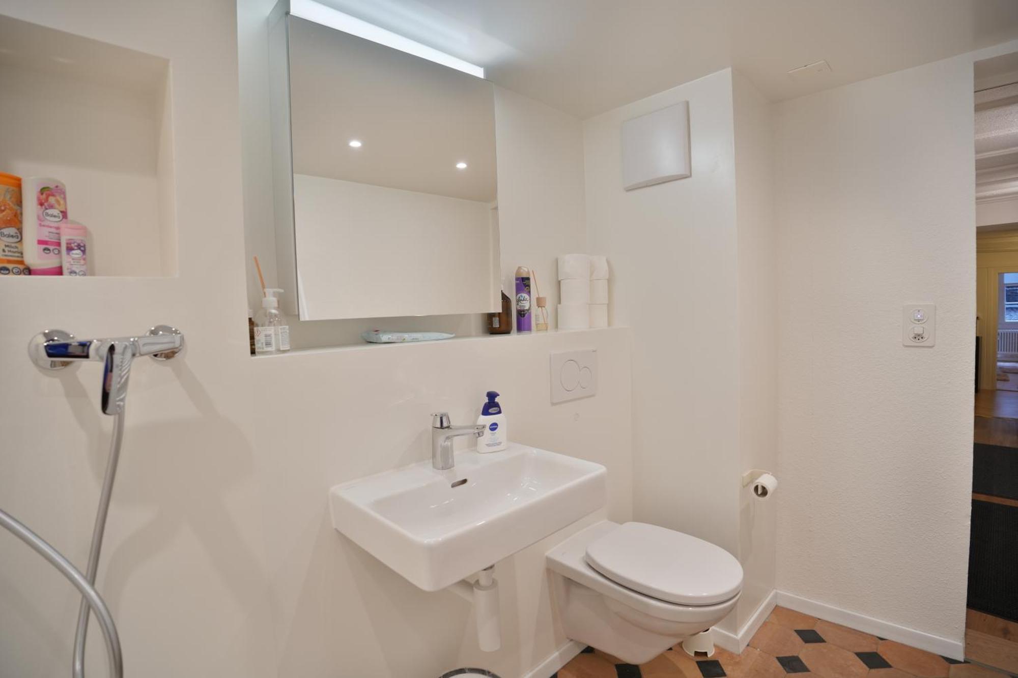 Cozy City Center, 4 Bedroom- 120Sq, 5Min Walk To Main Station Basel Exterior photo